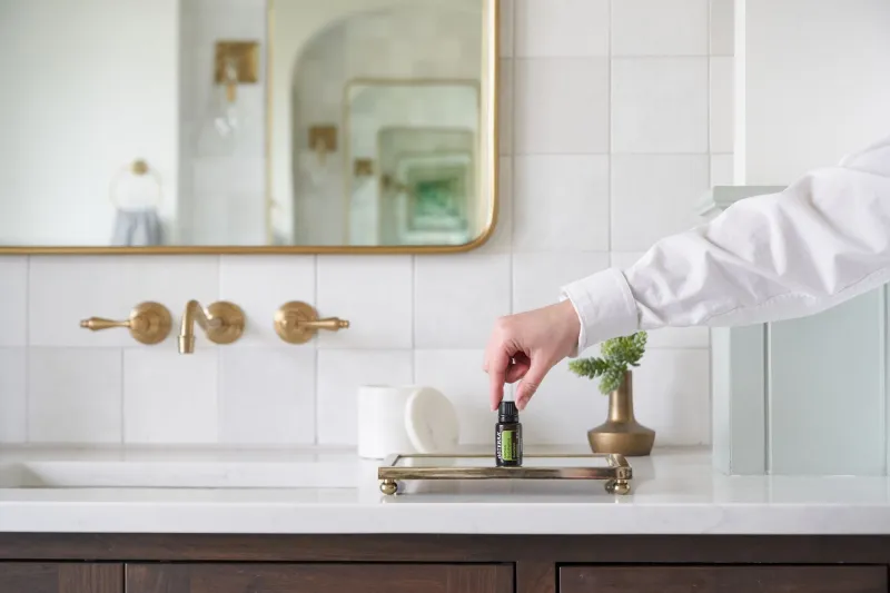 L'éveil aromatique : composer une routine matinale sur mesure pour aborder chaque journée avec lucidité